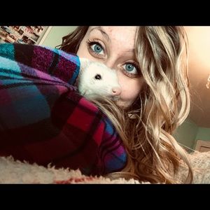 Meet your Posher, Destiny